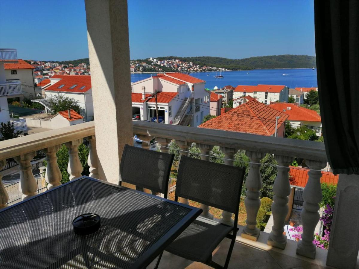 Apartmani Jureta Okrug Gornji Exterior photo
