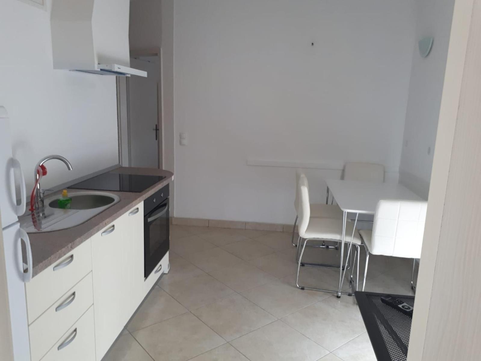 Apartmani Jureta Okrug Gornji Exterior photo